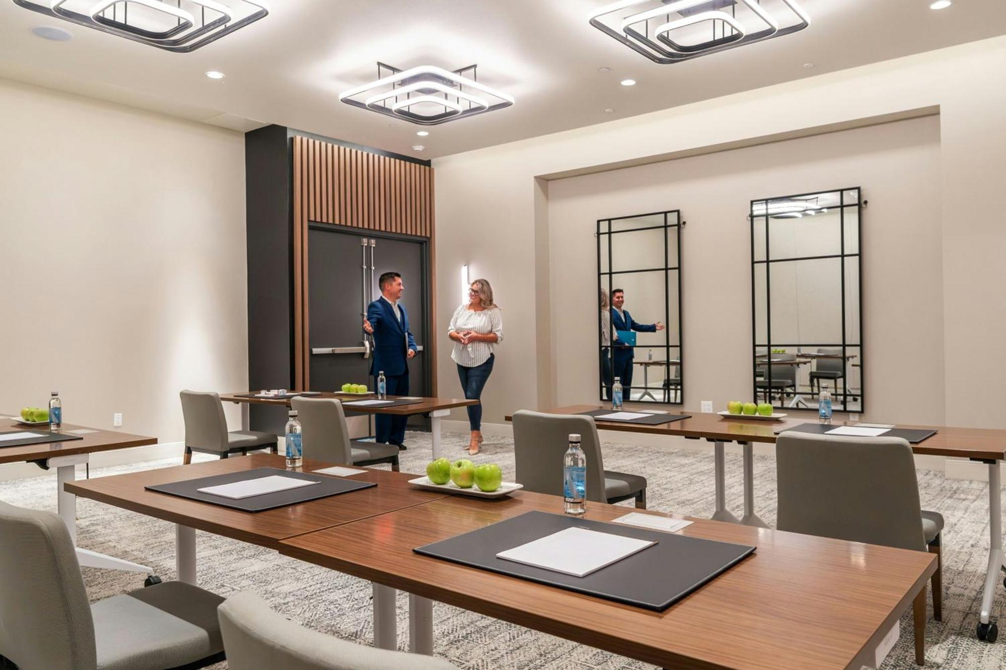 Готель Element Reno Experience District Екстер'єр фото